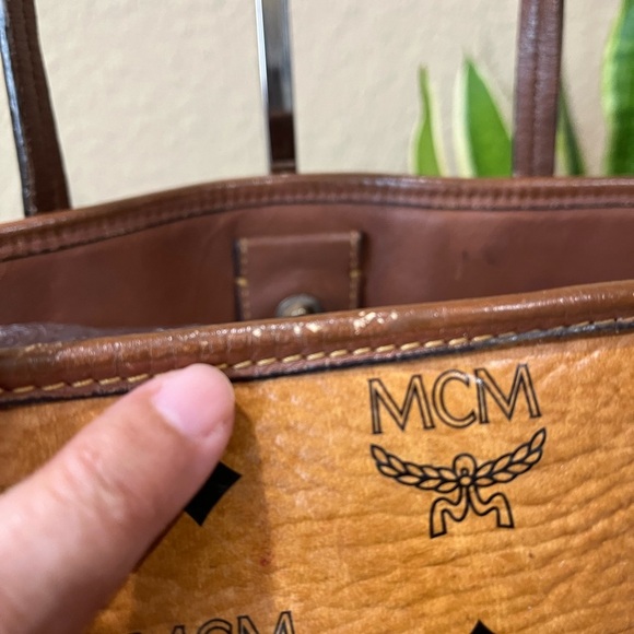 MCM COGNAC VISETOS TOTE - Picture 7 of 16